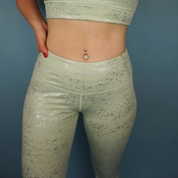 Light mint athleisure leggings with gold foil - Picture 2 of 4